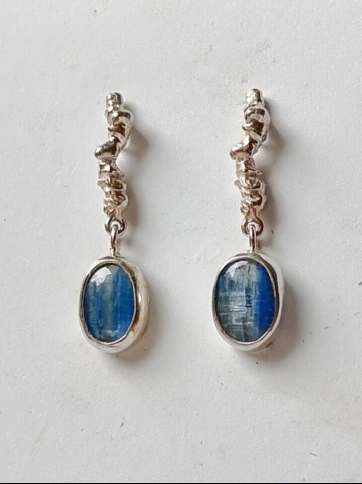 Kyanite Taşlı Uzun Bürümcük Küpe
