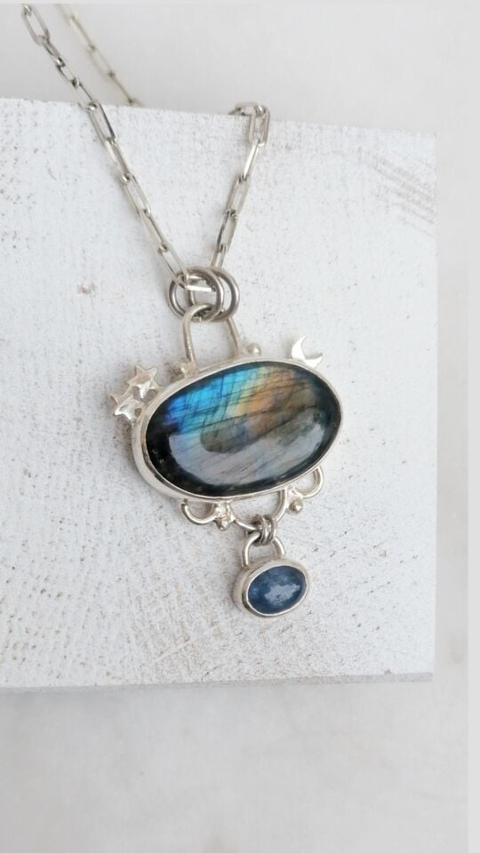 Labradorite ve Kyanite Taşlı Gümüş Gece Kolye