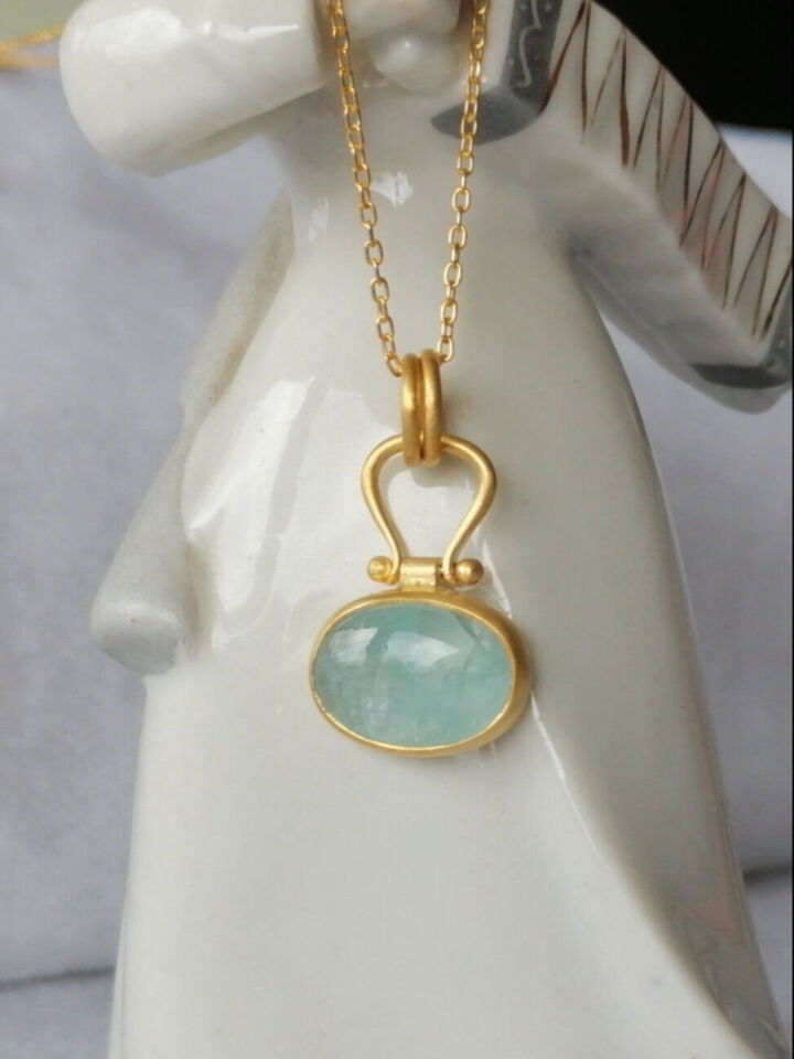 Oval Akuamarin Gümüş Kolye