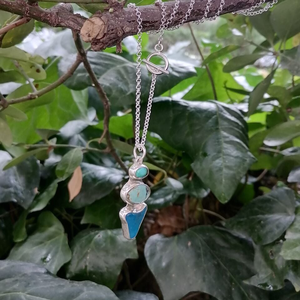 Turkuaz ve Deniz Camı Gümüş Kolye