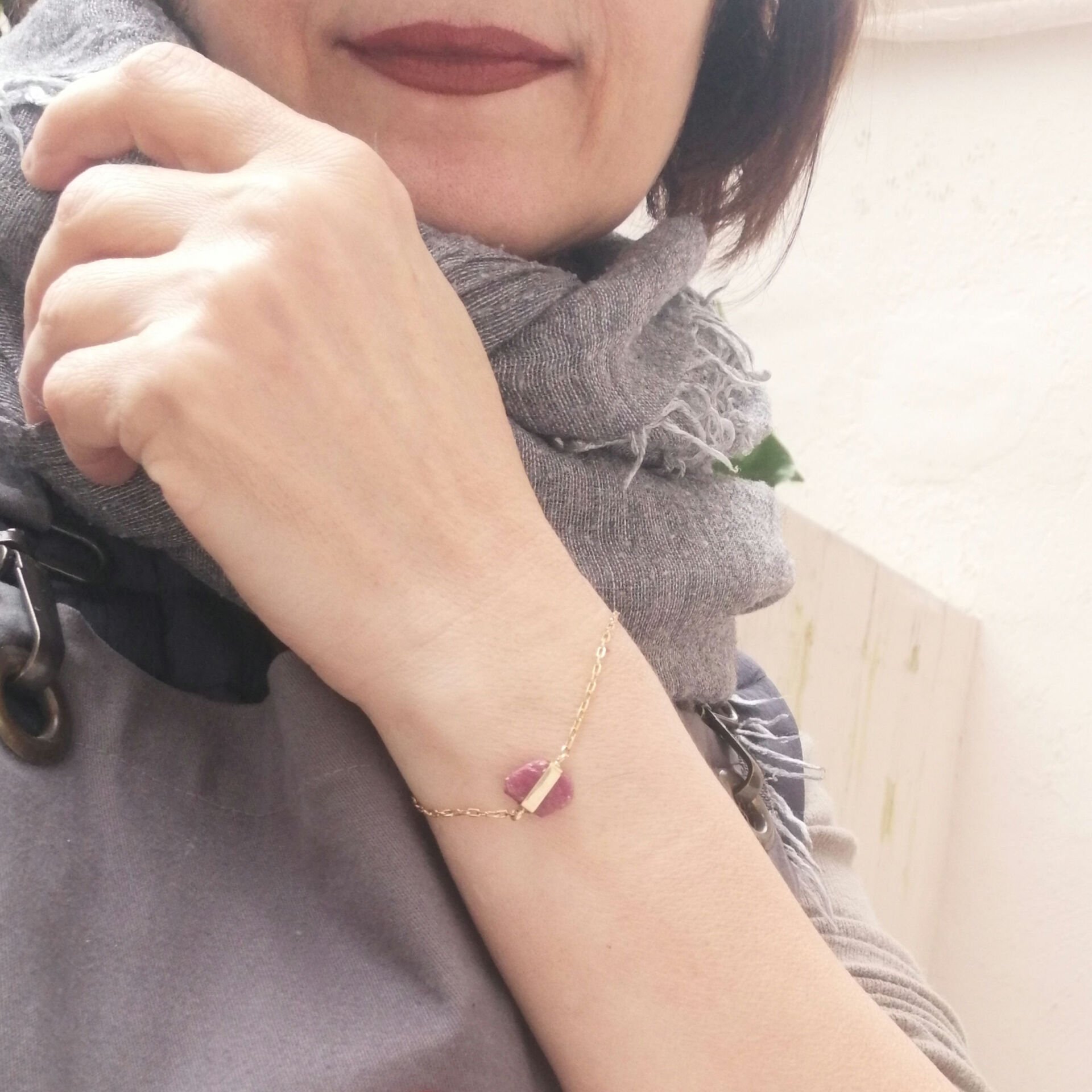 Kök Yakut Altın Bileklik