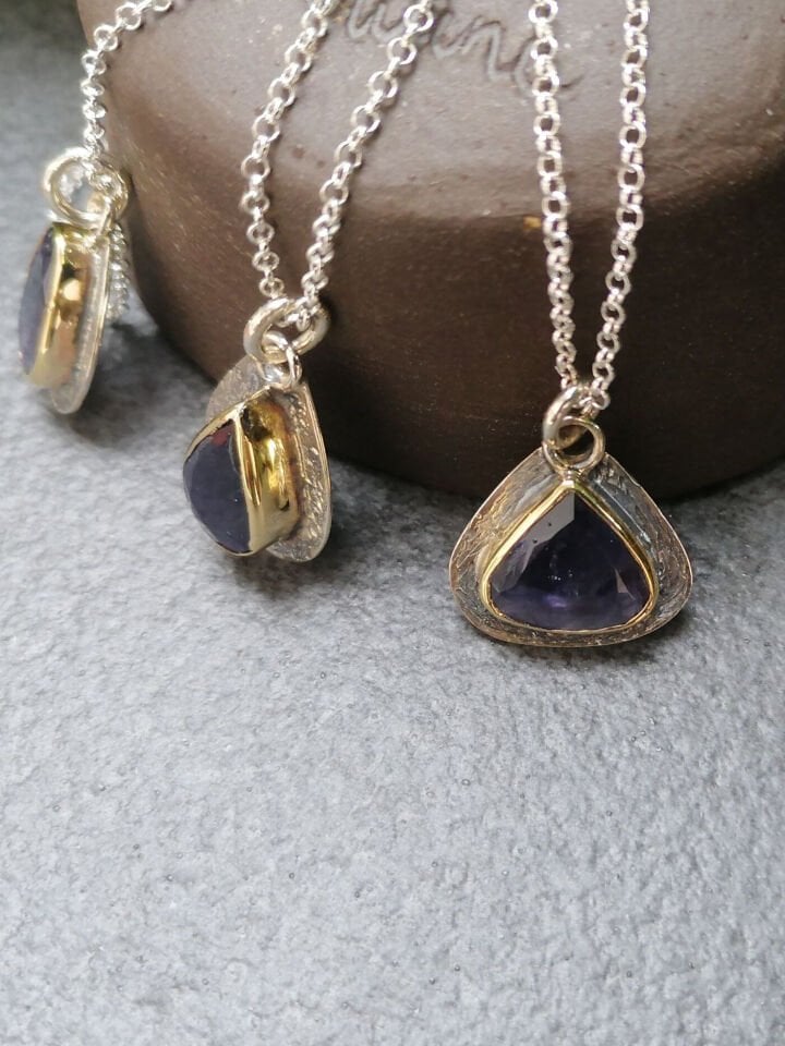 Tanzanite Taşlı Altın Sıvama Gümüş Kolye I