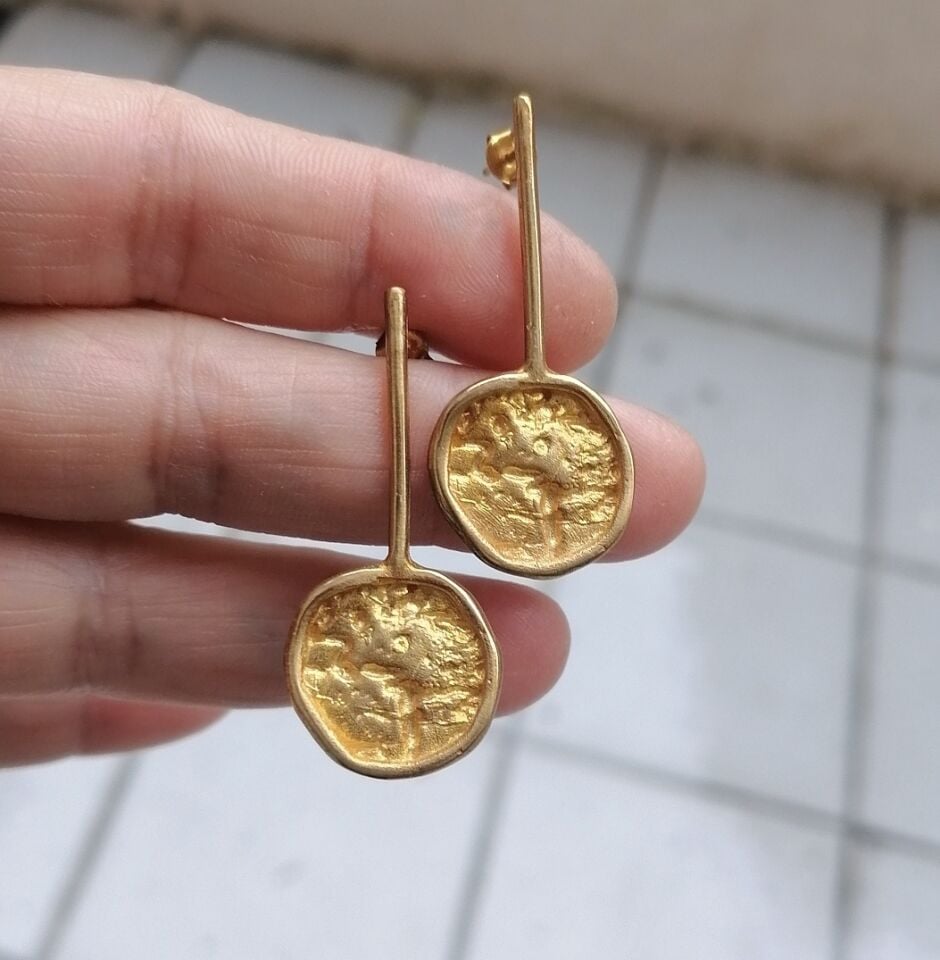 Yeryüzü Gümüş Uzun Küpe Altın Kaplama