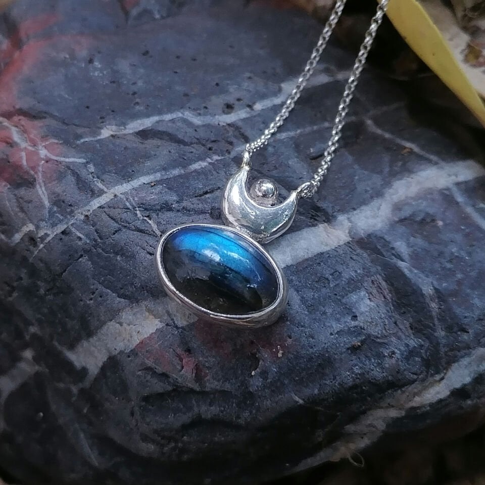 Elips Labradorite Taşlı Gümüş Kolye