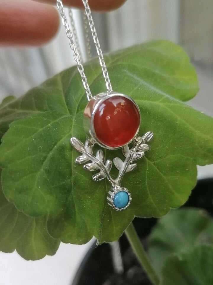 Defne ve Carnelian Gümüş Kolye