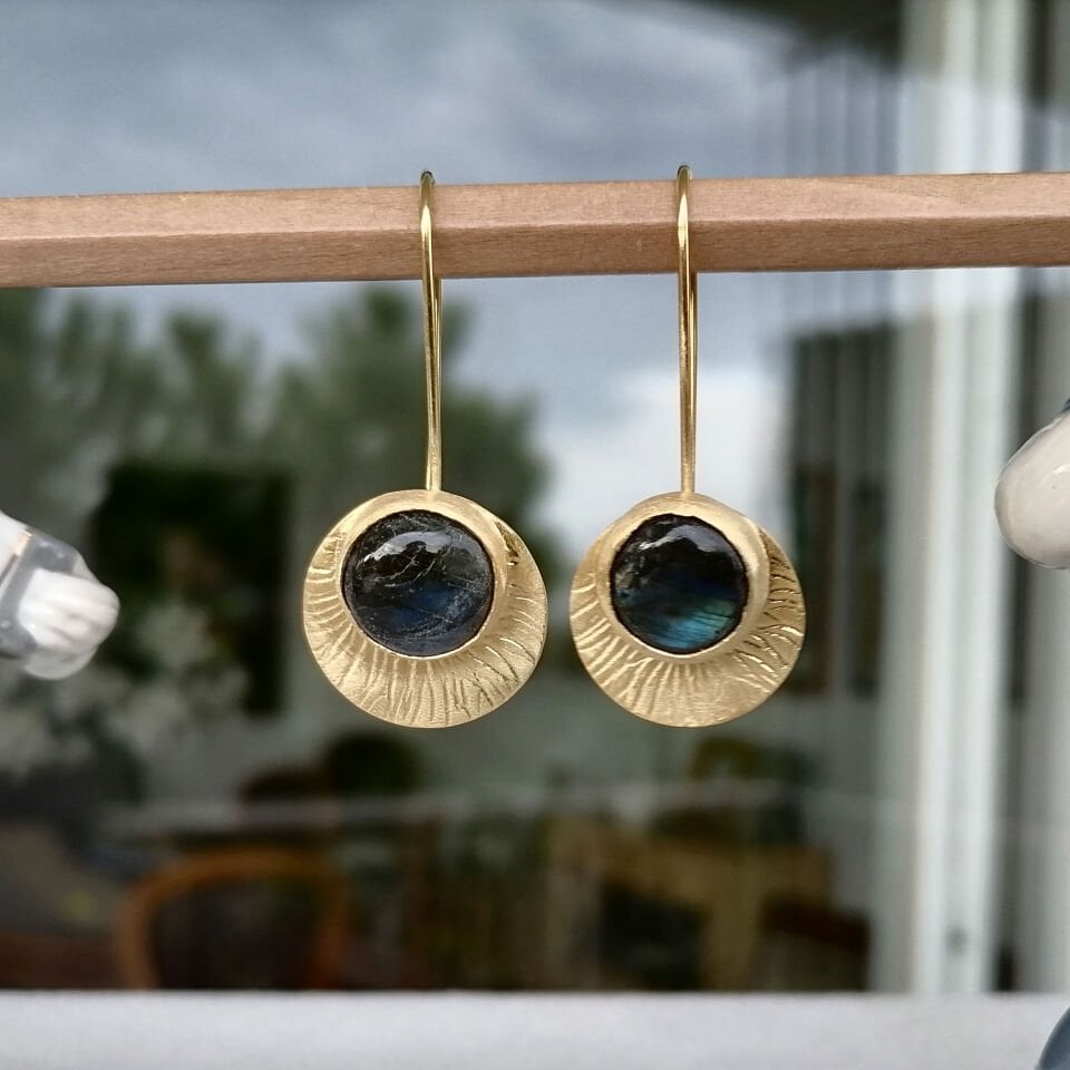 Labradorite Taşlı Çember Gümüş Küpe Altın Kaplama