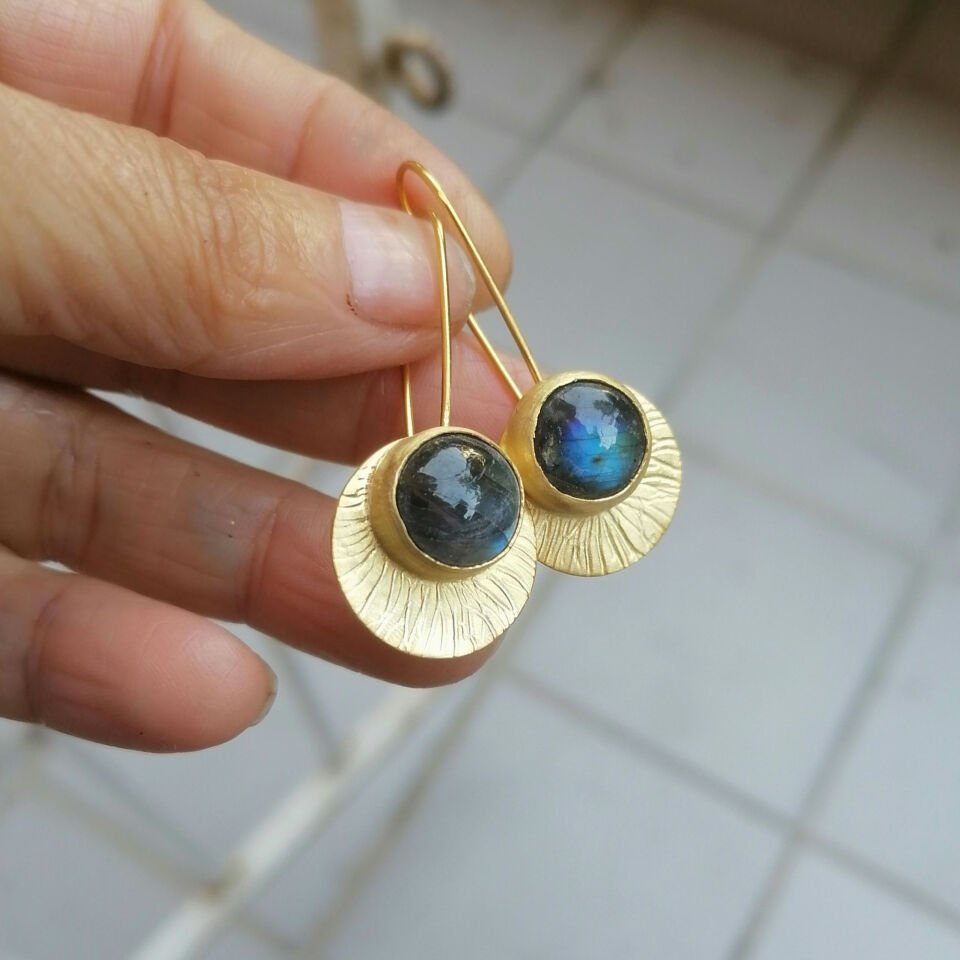 Labradorite Taşlı Çember Gümüş Küpe Altın Kaplama