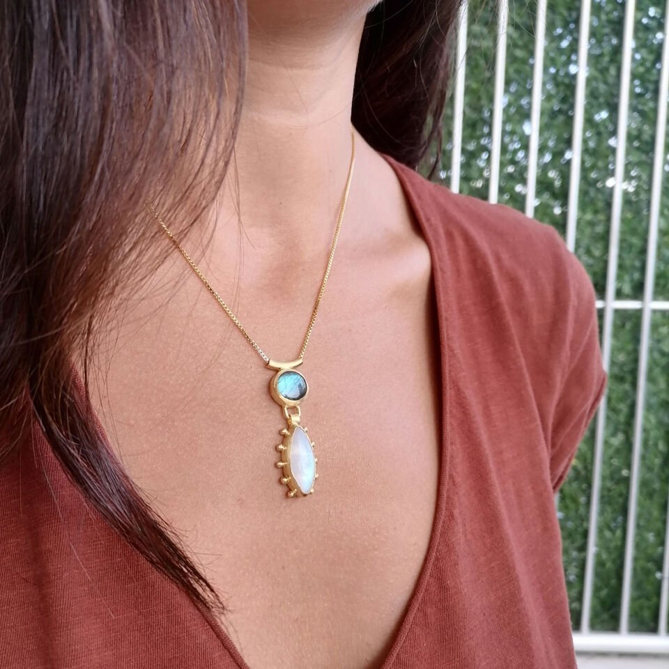 Labradorite ve Ay Taşlı Benekli Gümüş Kolye Altın Kaplama