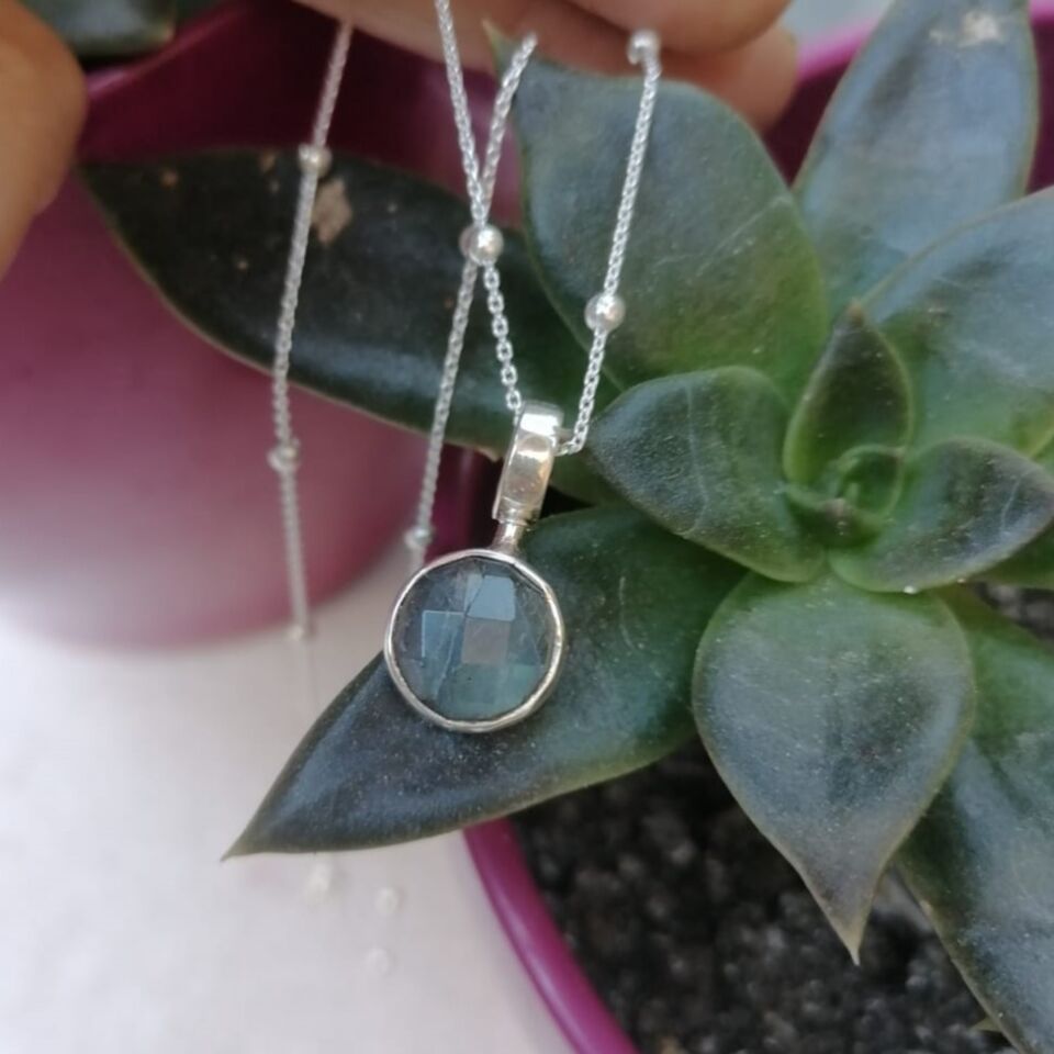 Faset Kesim Labradorite Taşlı Gümüş Kolye