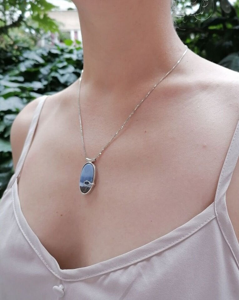 ada kolye 925 ayar gümüştür