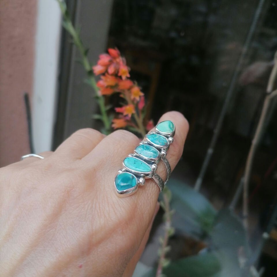 Beş Turkuaz Taşlı Gümüş Yüzük