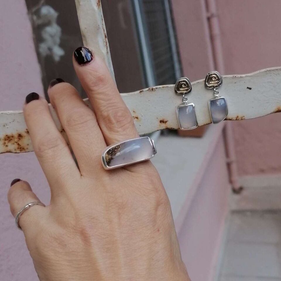 Dörtgen Kalsedon Gümüş Yüzük