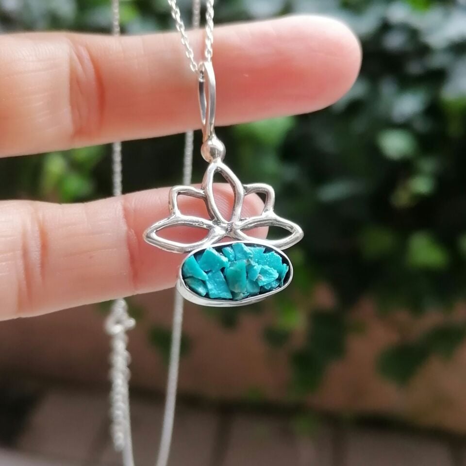 Gümüş Lotus Figürlü Turkuaz Kolye