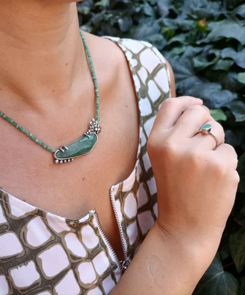 Zümrüt ve Aventurine Taşlı Gümüş Bahar Kolye