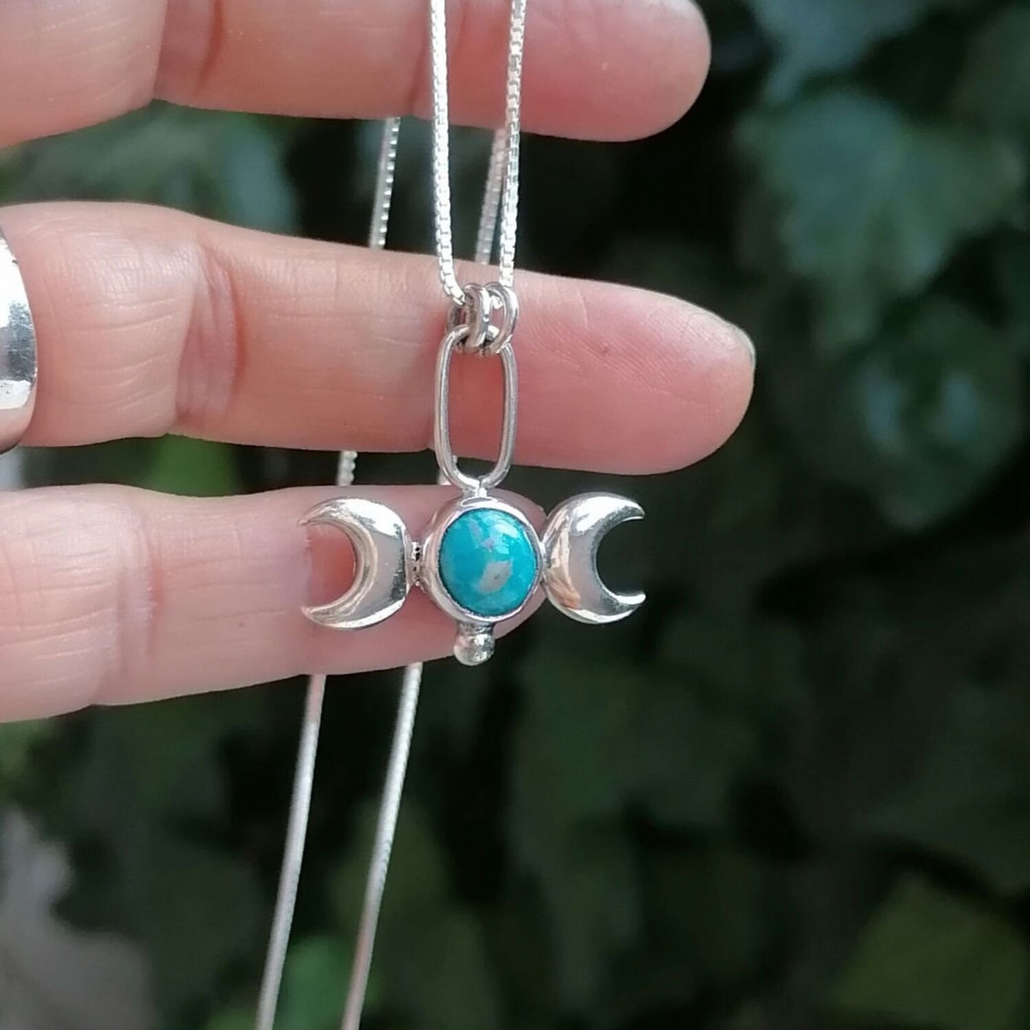 Turkuaz Taşlı Gümüş Ay Kolye