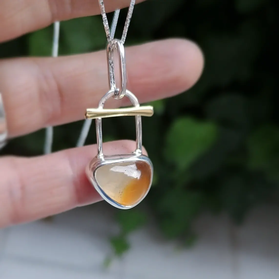 Akik Taşlı Gümüş Kolye