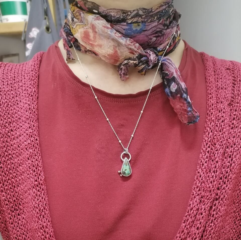 Yeşil Turkuaz Taşlı Gümüş Kolye