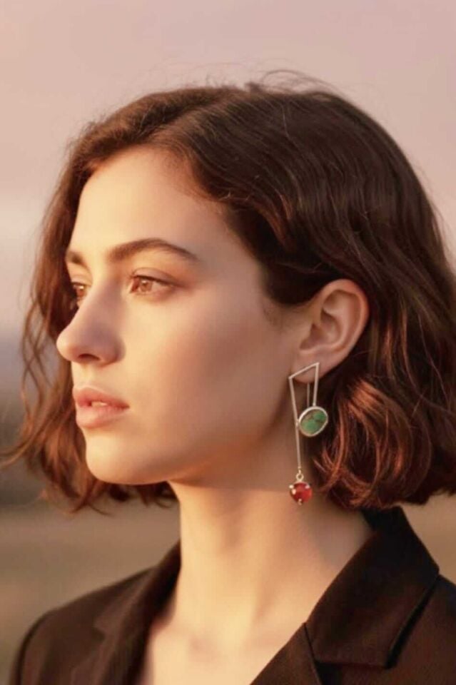 Carnelian ve Turkuaz Taşlı Asimetrik Gümüş Küpe