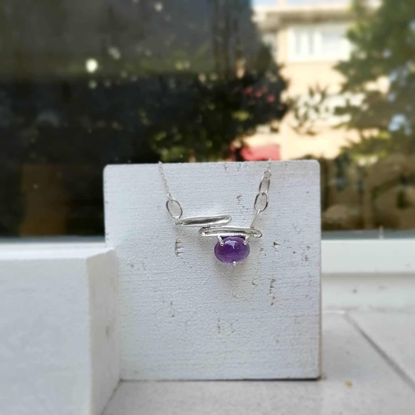 Oval Ametist Taşlı Lane Gümüş Kolye
