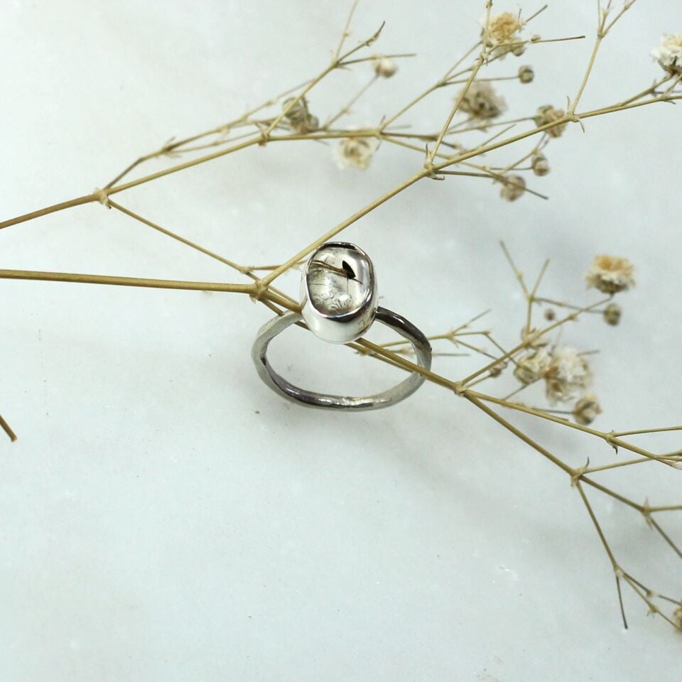 Oval Rutil Kuvars Taşlı Gümüş Yüzük