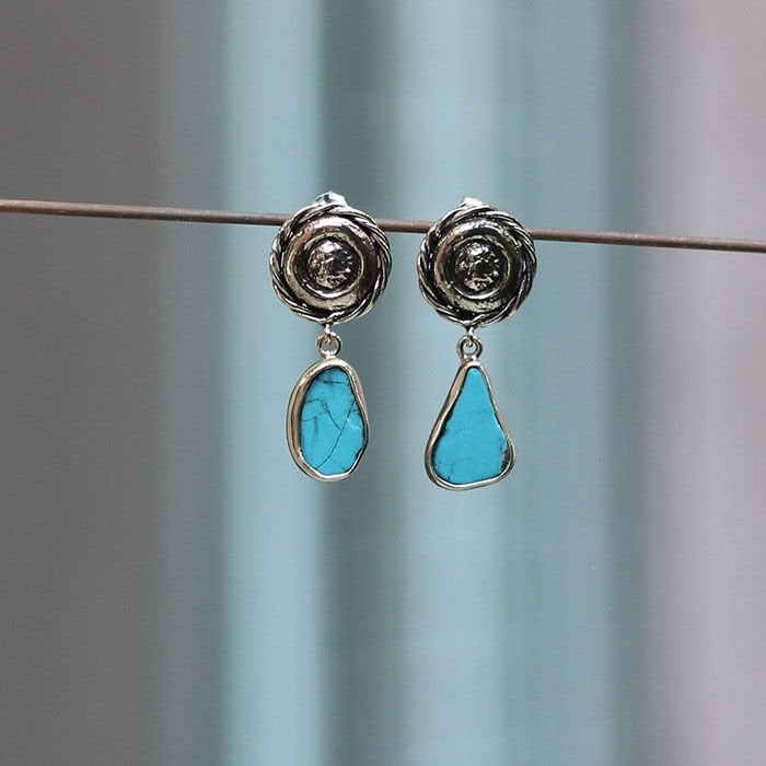 Mavi Taşlı Bronz Küpe