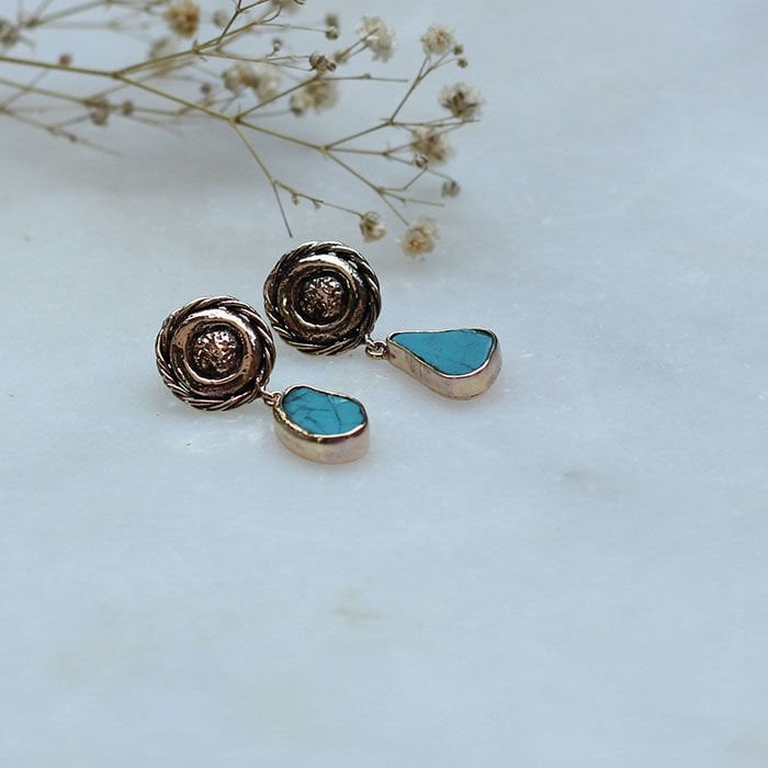 Mavi Taşlı Bronz Küpe