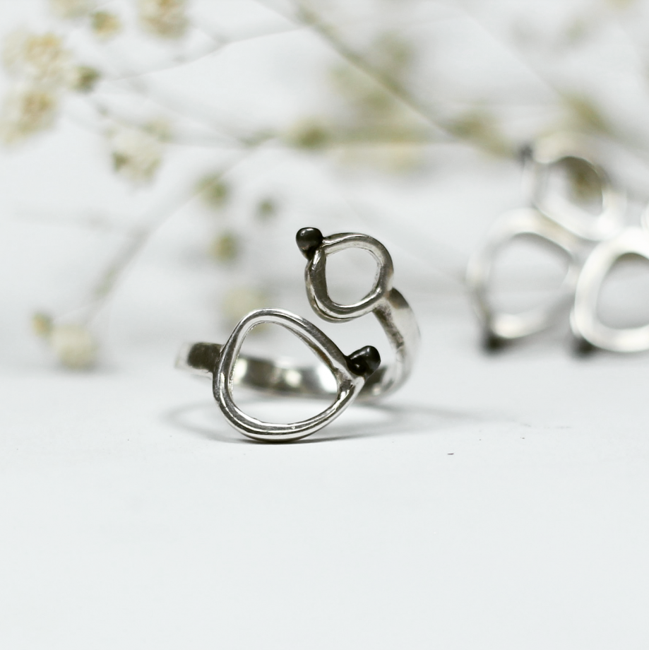 İki Damla Gümüş Yüzük