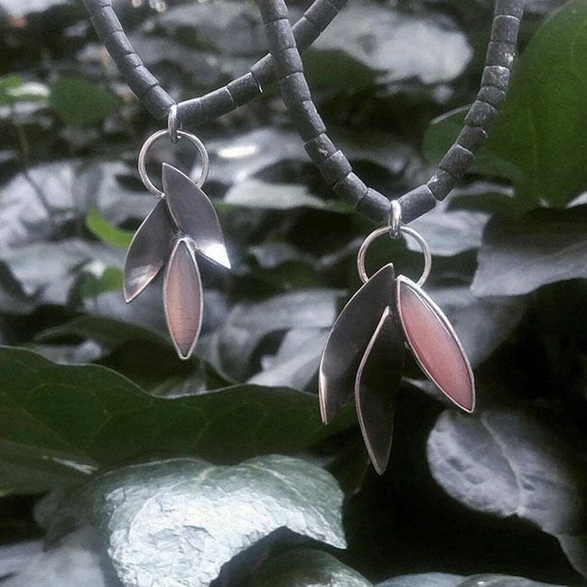 Yeşim Taşı ve Ay Taşı Gümüş Yaprak Kolye