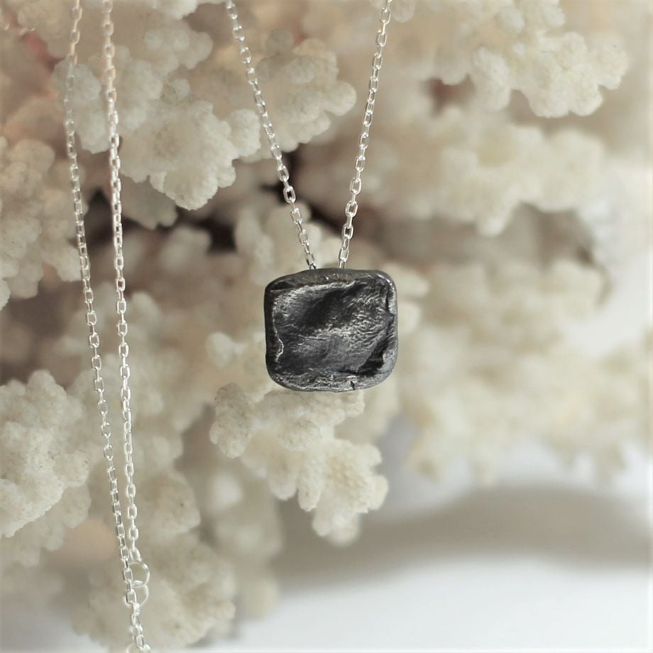 Gümüş Quadrate Black Kolye