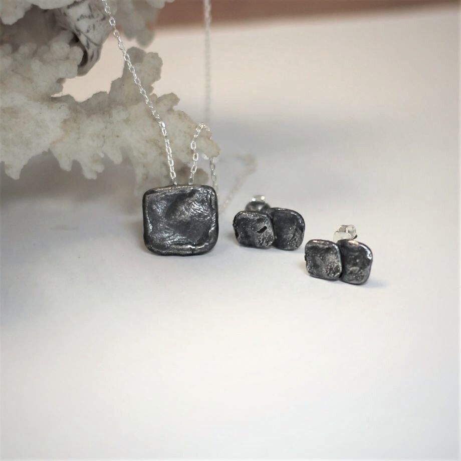 Gümüş Quadrate Black Kolye