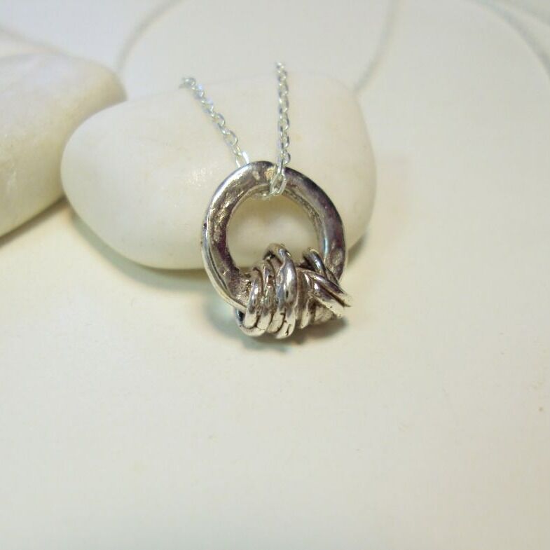 Tel Sara Gümüş Kolye