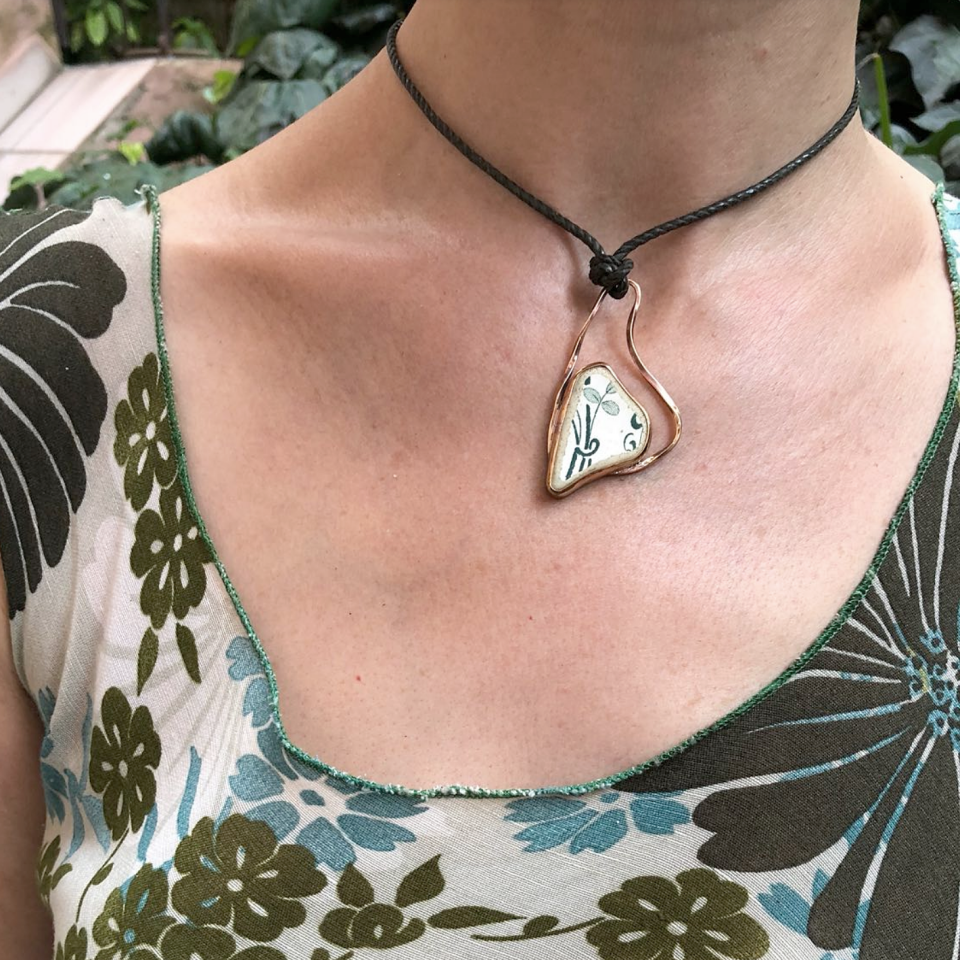 Çıtır Çiçekli Bronz Kolye