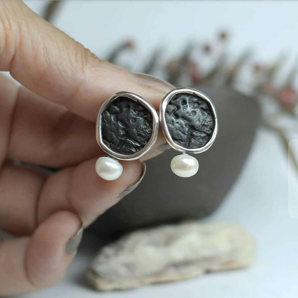 Yeryüzü İncili Gümüş Küpe