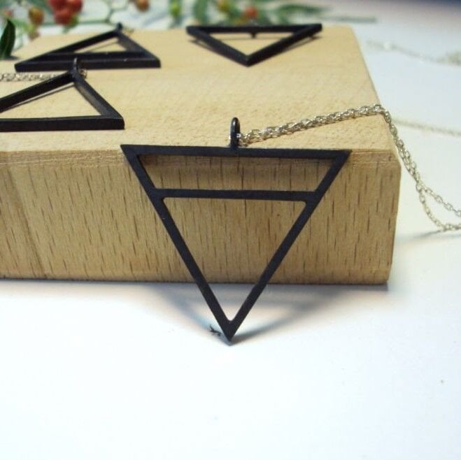 Toprak Elementi Burç Gümüş Kolye