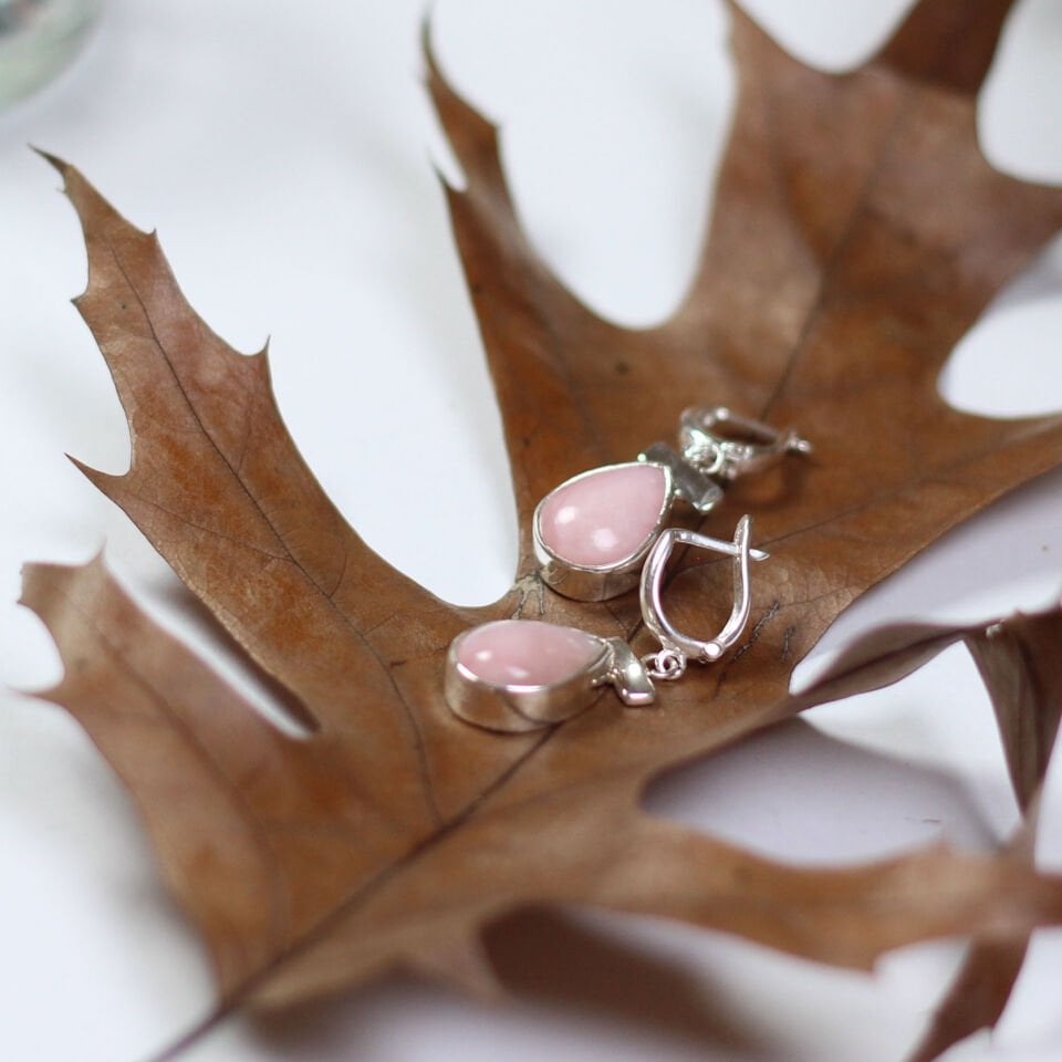 Pembe Opal Damla Taşlı Küpe