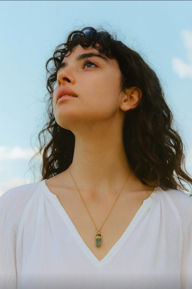 Raw Kyanite Taşlı Kolye Altın Kaplama